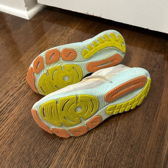 Brooks Glycerin 21 Womens Running Shoes - Size 9.5 - Picture 4 of 5